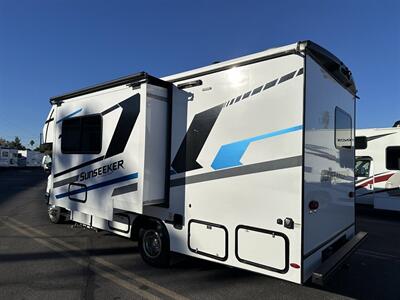 2025 Forest River Sunseeker 2150SLE   - Photo 3 - Santa Fe Springs, CA 90670