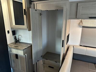 2025 Forest River Sunseeker 2150SLE   - Photo 18 - Santa Fe Springs, CA 90670