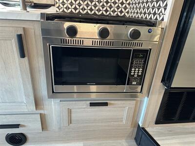 2025 Forest River Sunseeker 2150SLE   - Photo 10 - Santa Fe Springs, CA 90670