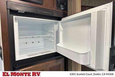 2019 Forest River Sunseeker 2400W   - Photo 24 - Dublin, CA 94568