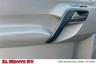 2019 Forest River Sunseeker 2400W   - Photo 10 - Dublin, CA 94568