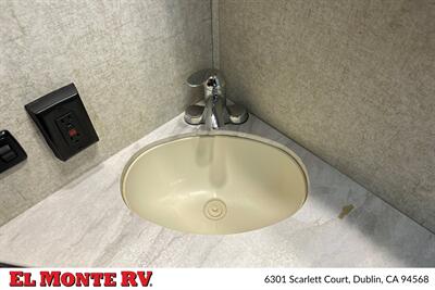 2019 Forest River Sunseeker 2400W   - Photo 30 - Dublin, CA 94568