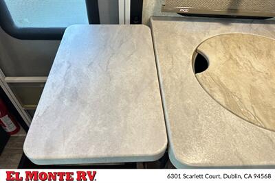 2019 Forest River Sunseeker 2400W   - Photo 17 - Dublin, CA 94568