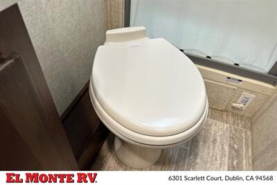 2019 Forest River Sunseeker 2400W   - Photo 31 - Dublin, CA 94568