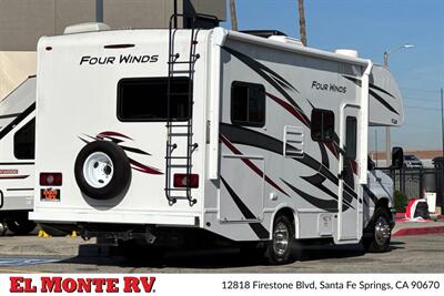 2024 Thor Four Winds 22E   - Photo 3 - Santa Fe Springs, CA 90670