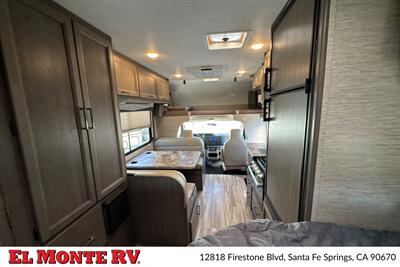 2024 Thor Four Winds 22E   - Photo 37 - Santa Fe Springs, CA 90670