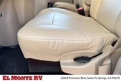 2024 Thor Four Winds 22E   - Photo 12 - Santa Fe Springs, CA 90670