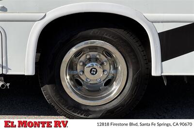 2024 Thor Four Winds 22E   - Photo 50 - Santa Fe Springs, CA 90670