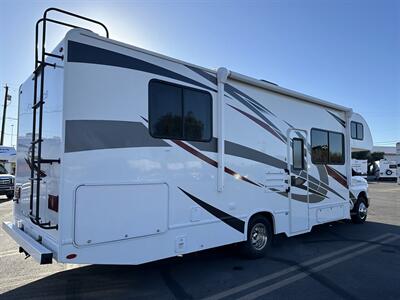 2024 Thor Four Winds 28A   - Photo 2 - Santa Fe Springs, CA 90670