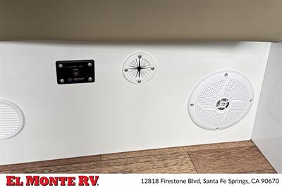 2025 MDC XTT ROBSON 19FT   - Photo 17 - Santa Fe Springs, CA 90670