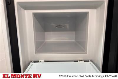 2026 MDC XT17HRT FAMILY 25FT   - Photo 20 - Santa Fe Springs, CA 90670