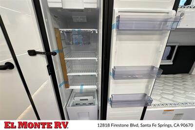 2026 MDC XT17HRT FAMILY 25FT   - Photo 19 - Santa Fe Springs, CA 90670