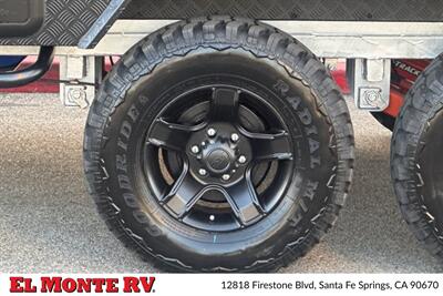 2026 MDC XT17HRT FAMILY 25FT   - Photo 35 - Santa Fe Springs, CA 90670