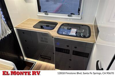 2026 MDC XT17HRT FAMILY 25FT   - Photo 10 - Santa Fe Springs, CA 90670