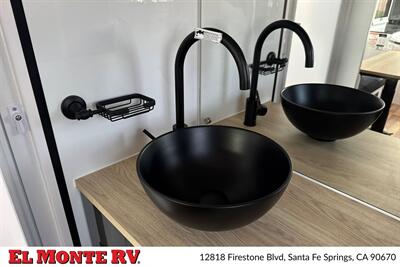 2027 MDC XT19HRT OFF-GRID 23FT   - Photo 25 - Santa Fe Springs, CA 90670