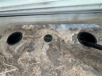 2024 Thor Four Winds 22E   - Photo 29 - Orlando, FL 32808