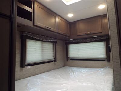 2024 Thor Four Winds 22E   - Photo 26 - Orlando, FL 32808