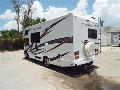 2024 Thor Four Winds 22E   - Photo 34 - Orlando, FL 32808