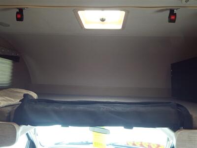 2024 Thor Four Winds 22E   - Photo 17 - Orlando, FL 32808