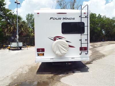 2024 Thor Four Winds 22E   - Photo 35 - Orlando, FL 32808