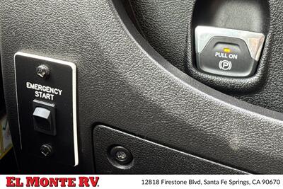 2024 Thor Dazzle 2AB   - Photo 37 - Santa Fe Springs, CA 90670