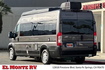 2024 Thor Dazzle 2AB   - Photo 6 - Santa Fe Springs, CA 90670