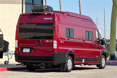 2023 Winnebago Solis 59PX   - Photo 3 - Santa Fe Springs, CA 90670