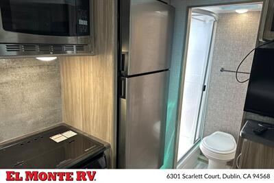 2022 Winnebago Micro Minnie FLX 2108FBS   - Photo 21 - Dublin, CA 94568