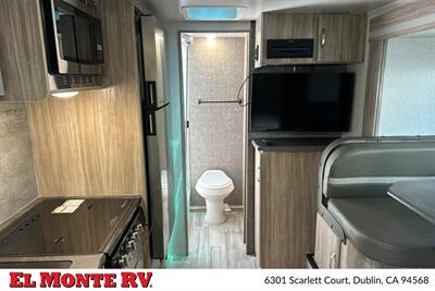 2022 Winnebago Micro Minnie FLX 2108FBS   - Photo 22 - Dublin, CA 94568