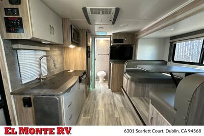 2022 Winnebago Micro Minnie FLX 2108FBS   - Photo 8 - Dublin, CA 94568