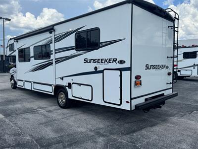 2024 Forest River Sunseeker 2850SLE   - Photo 5 - Orlando, FL 32808