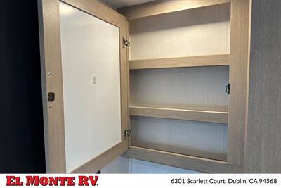 2025 Forest River Sunseeker 2350LE - Photo 29 - Santa Fe Springs, CA 90670