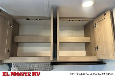 2025 Forest River Sunseeker 2350LE - Photo 21 - Santa Fe Springs, CA 90670