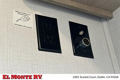 2025 Forest River Sunseeker 2350LE - Photo 37 - Santa Fe Springs, CA 90670
