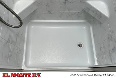 2025 Forest River Sunseeker 2350LE - Photo 32 - Santa Fe Springs, CA 90670