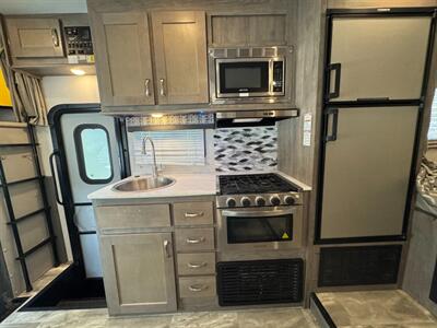 2024 Gulf Stream Conquest 6238   - Photo 22 - Orlando, FL 32808