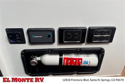 2027 MDC XT19HRT OFF-GRID 23FT   - Photo 19 - Santa Fe Springs, CA 90670