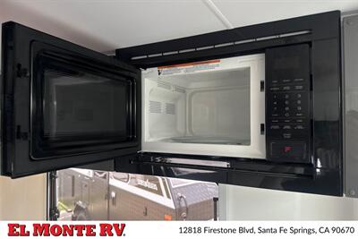 2027 MDC XT19HRT OFF-GRID 23FT   - Photo 24 - Santa Fe Springs, CA 90670