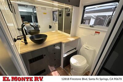 2027 MDC XT19HRT OFF-GRID 23FT   - Photo 14 - Santa Fe Springs, CA 90670
