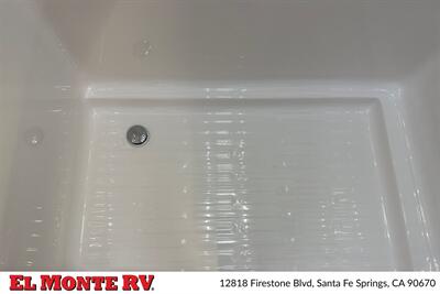 2027 MDC XT19HRT OFF-GRID 23FT   - Photo 34 - Santa Fe Springs, CA 90670