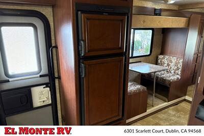 2014 Fleetwood Jamboree 31N   - Photo 22 - Dublin, CA 94568