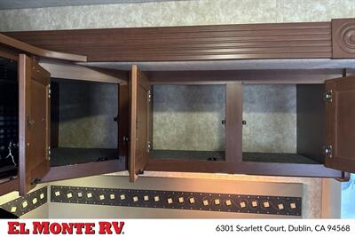 2014 Fleetwood Jamboree 31N   - Photo 18 - Dublin, CA 94568