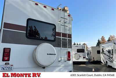 2014 Fleetwood Jamboree 31N   - Photo 52 - Dublin, CA 94568