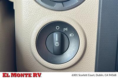 2014 Fleetwood Jamboree 31N   - Photo 48 - Dublin, CA 94568