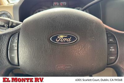 2014 Fleetwood Jamboree 31N   - Photo 45 - Dublin, CA 94568