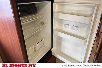 2014 Fleetwood Jamboree 31N   - Photo 20 - Dublin, CA 94568