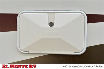 2014 Fleetwood Jamboree 31N   - Photo 54 - Dublin, CA 94568
