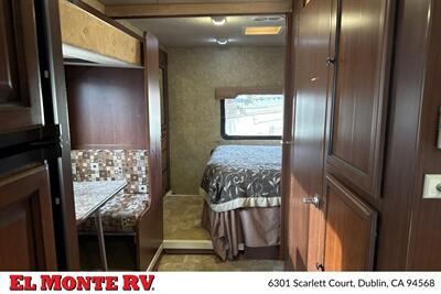 2014 Fleetwood Jamboree 31N   - Photo 23 - Dublin, CA 94568