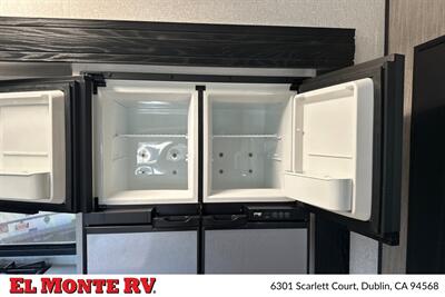 2022 K-Z RV Durango 301RLT   - Photo 24 - Dublin, CA 94568