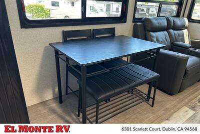 2022 K-Z RV Durango 301RLT   - Photo 11 - Dublin, CA 94568